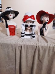 drei neue Ladies